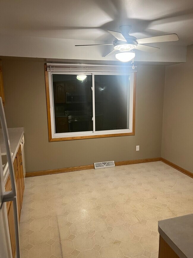 Building Photo - 4656 N 126th St