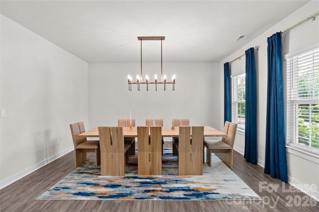 Foto del edificio - 14321 Sunnyhill Grove Rd