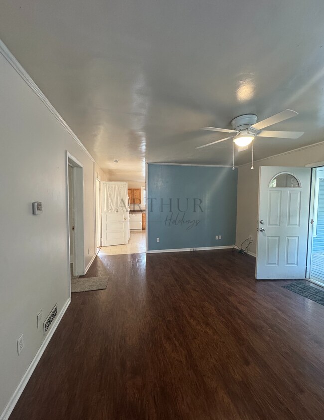 Foto del edificio - 815 N Ridge Ave
