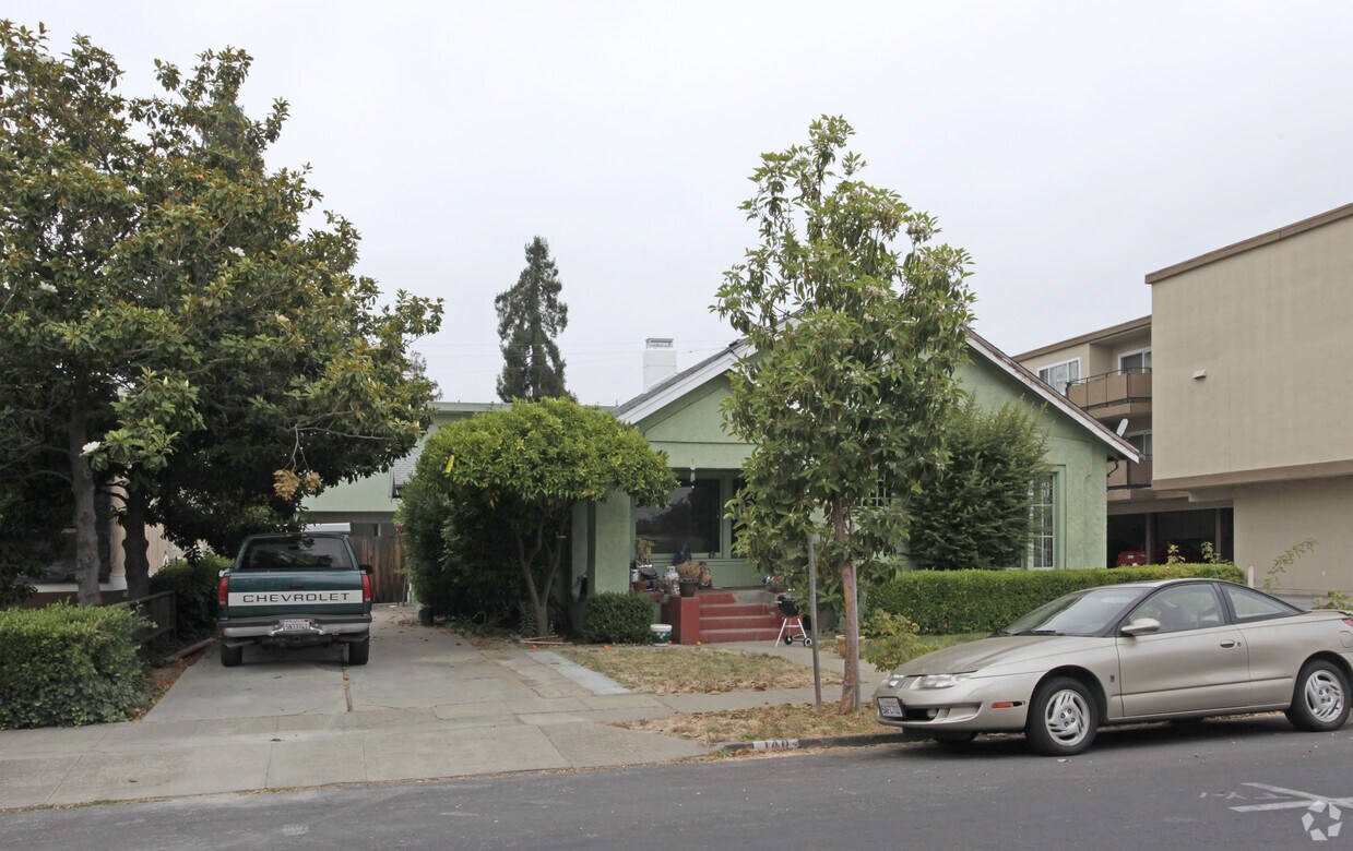 140 Arch St, Redwood City, CA 94062 Apartments in Redwood City, CA