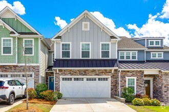Building Photo - 7545 Hartsfield Dr