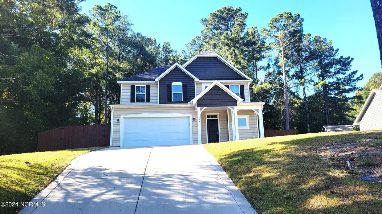 Primary Photo - 134 Henley Pl