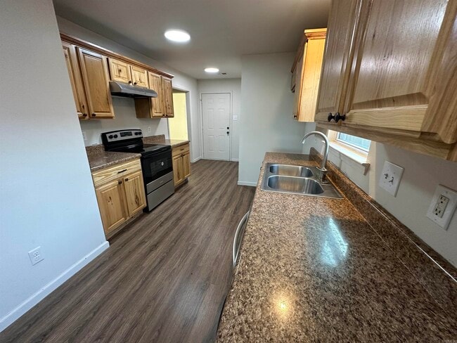 Building Photo - 1613 Hope Ln