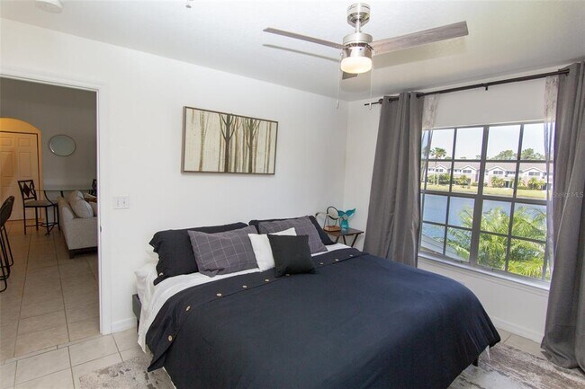 Foto del edificio - 8933 Manor Loop