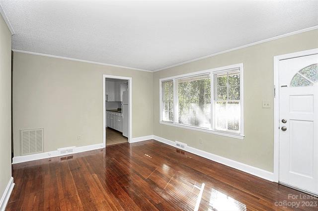 Foto del edificio - 1438 Chippendale Rd