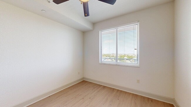 Interior Photo - Griffis North Olive