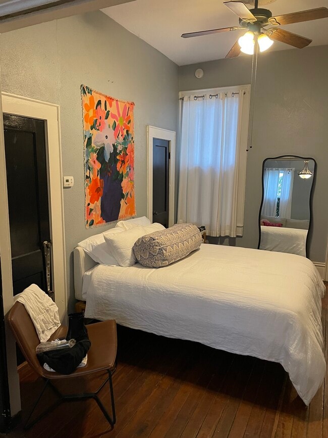 Bedroom - 150 Price St