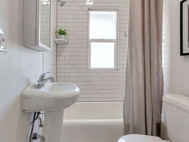 Foto del edificio - 2421 SE 85th Ave