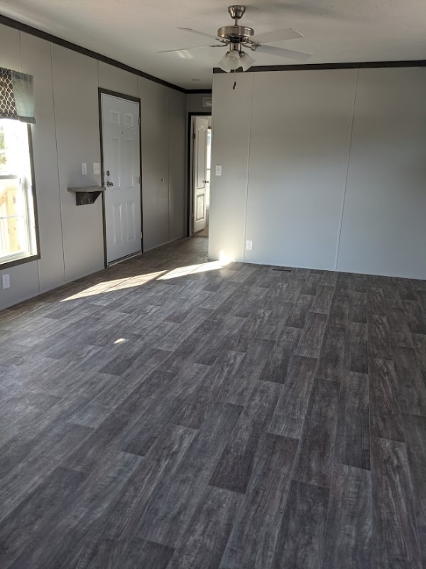 Building Photo - 211 Homer Cir