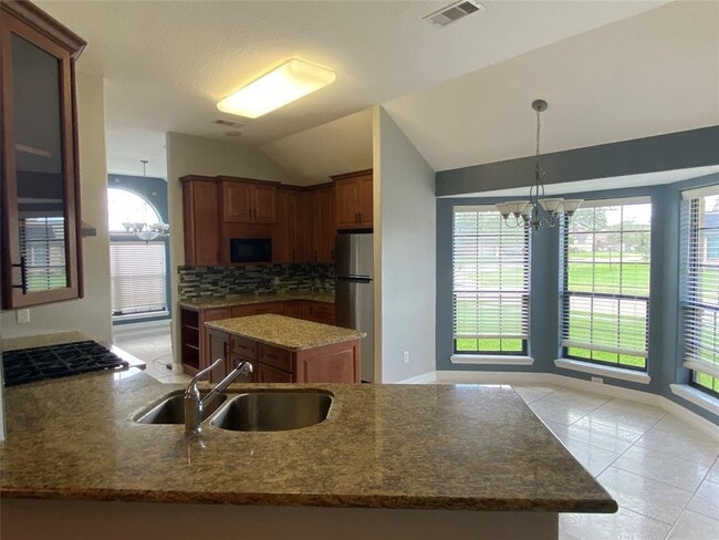 Building Photo - 146 Dove Trail