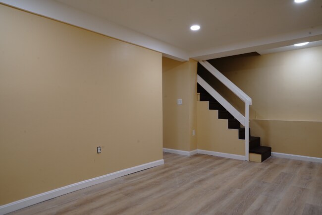 Foto del edificio - 3 Watson Ave