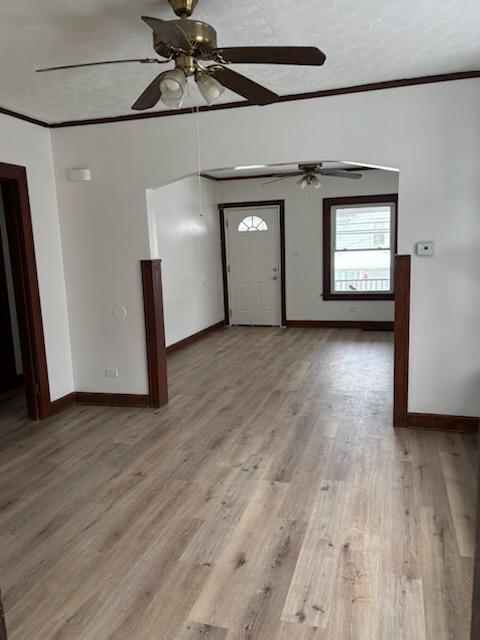 Building Photo - 2917 Searsdale Ave