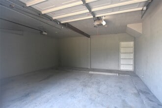 Building Photo - 405 Mc Kinney Ln