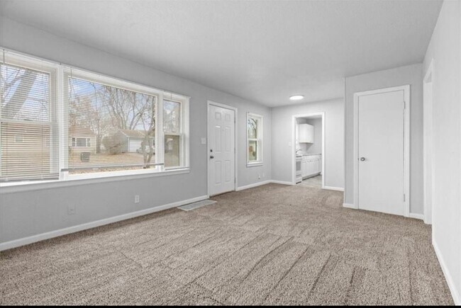 Foto del edificio - 3112 S Claremont Ave