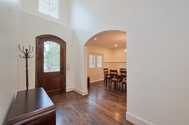 Building Photo - 6 S Berryline Cir