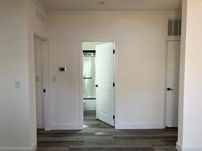 Foto del edificio - 140 Fairview Dr