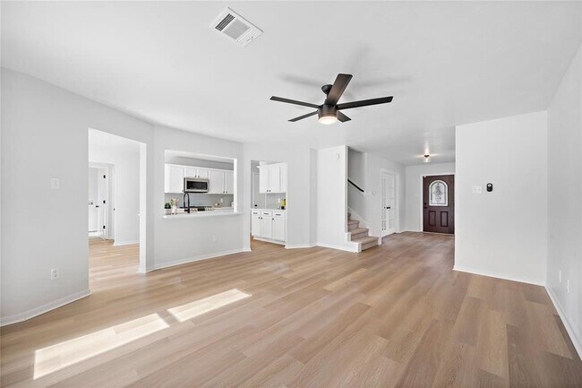 Foto del edificio - 22823 Tara Way Dr