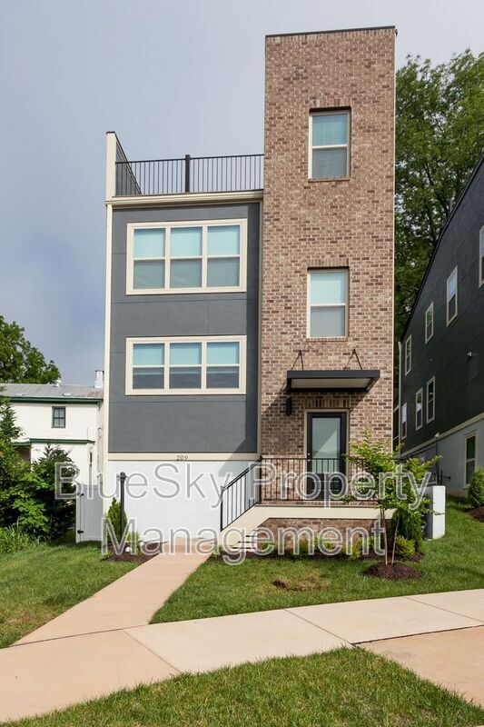 Primary Photo - 209 Burnet St