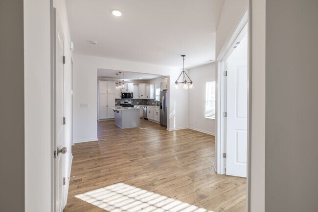 Foto del edificio - BRAND NEW 3BD/2.5 Home in Stonebridge- MOVE IN READY!