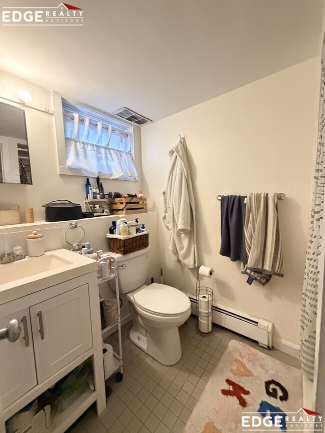 Photo - 2 Hingham St Apartment