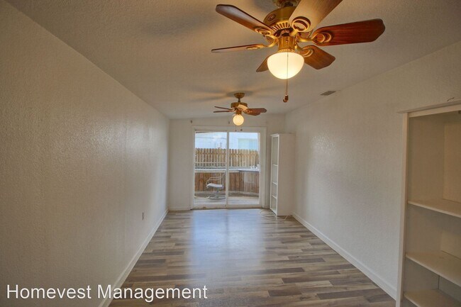 Foto del edificio - 2 br, 1 bath House - 743 Hummingbird Lane