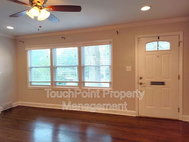 Foto del edificio - 1100 Norland Rd