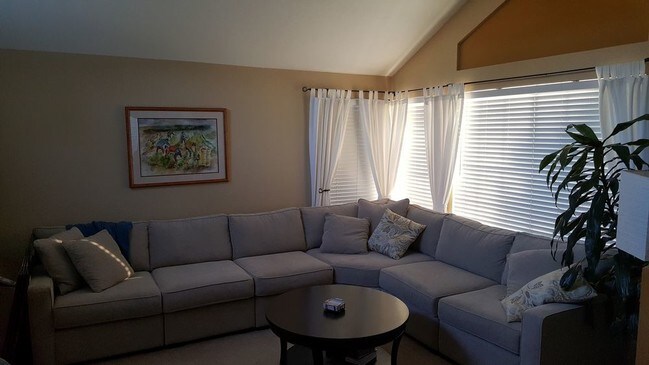 Foto del edificio - 1813 Vermillion Way