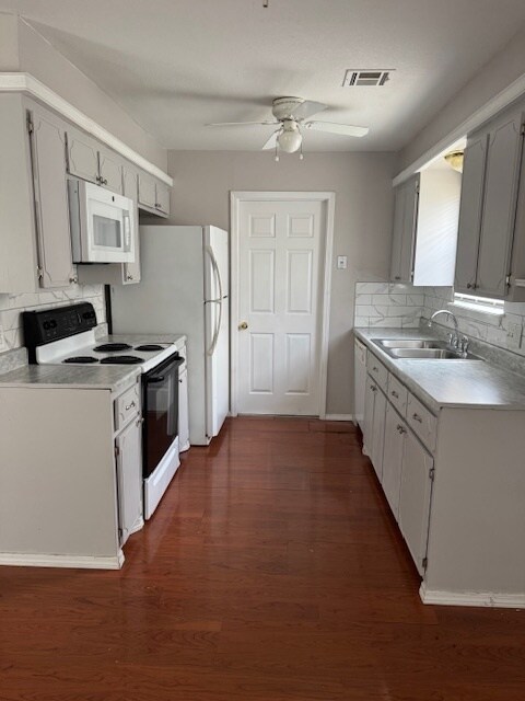Foto del edificio - 1008 SW 61st St