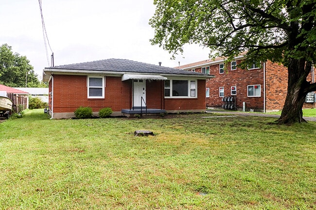 Foto del edificio - 4801 Oak Park Dr