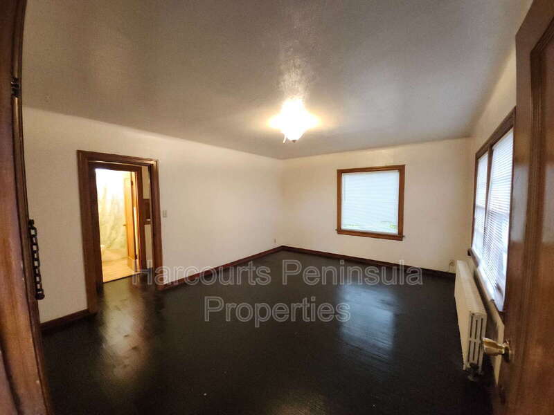 Photo - 949 Washington Ave