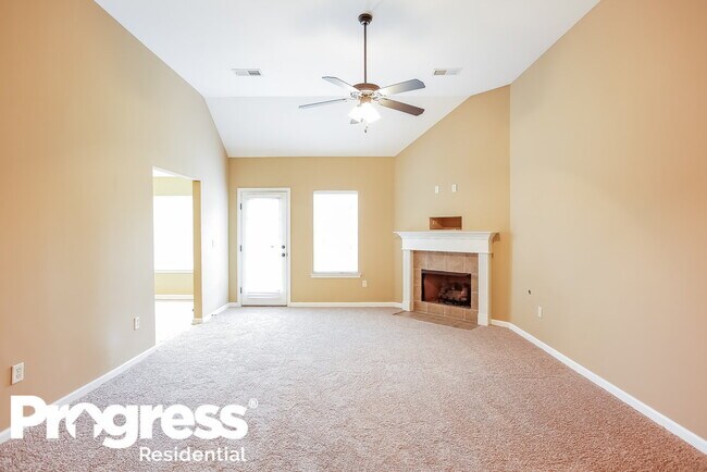 Foto del edificio - 7300 Willow Point Dr