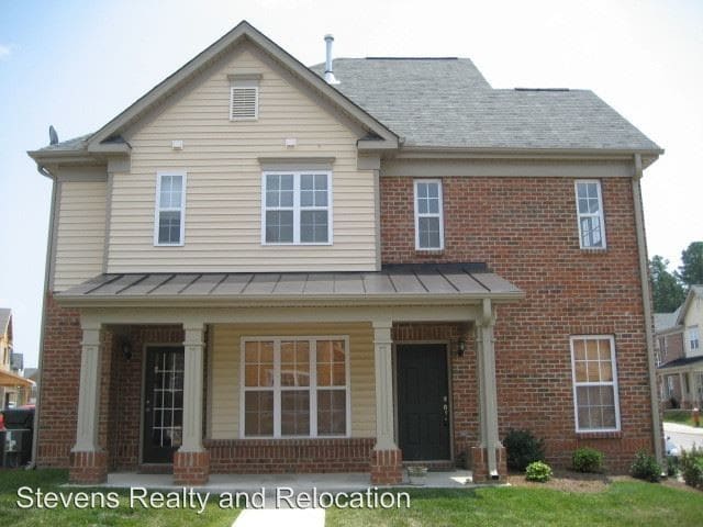 Primary Photo - 2 br, 2.5 bath House - 10034 Blackwell Drive