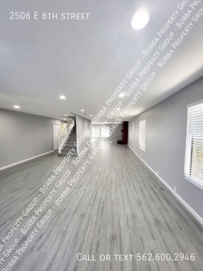Foto del edificio - 2506 E 6th St