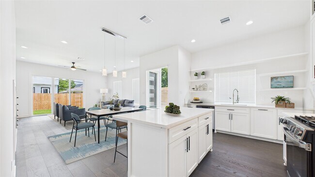 Foto del edificio - 6734 Lozier St