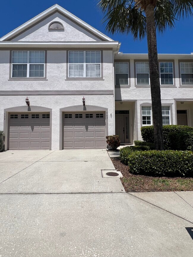 Photo - 563 Shoreham Ct NE House