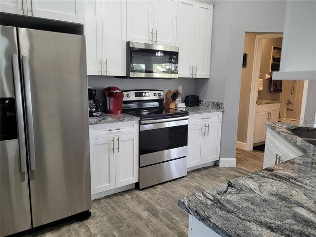 Foto del edificio - 1128 SW 45th Terrace