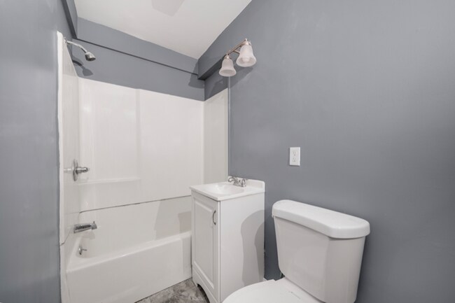 Foto del edificio - 464 Central St