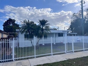 Building Photo - 3090 NW 29th St
