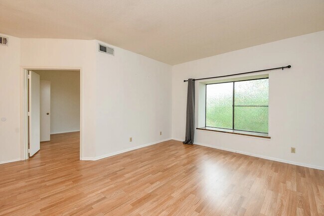 Foto del edificio - 2211 S Braeswood Blvd