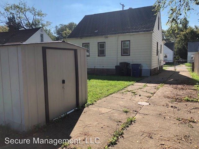 Building Photo - 3 br, 1 bath House - 11942 Kirton Avenue