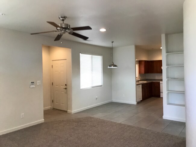 Foto del edificio - 3705 Lafayette Dr NE