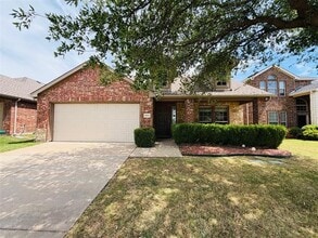 Building Photo - 905 Golden Bear Ln