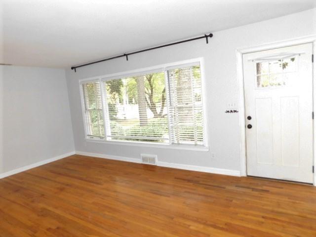 Building Photo - 3360 Mathieson Dr NE