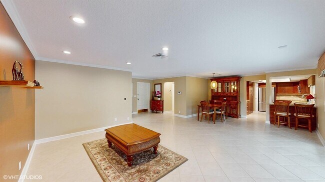 Foto del edificio - 488 Forestview Dr
