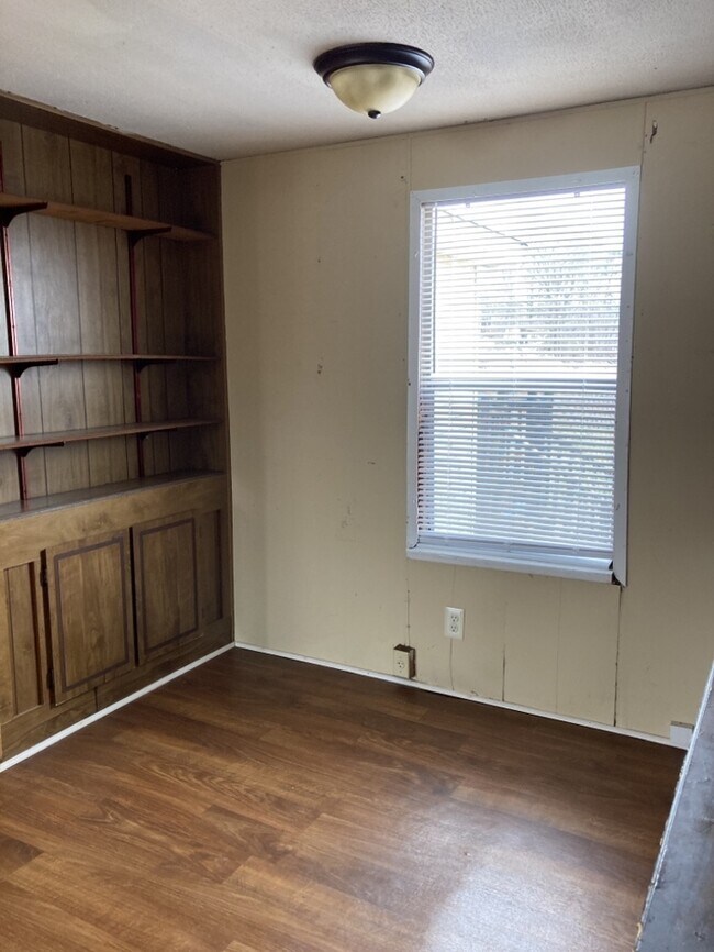 Foto del edificio - Mobile Home Near Pelham Rd