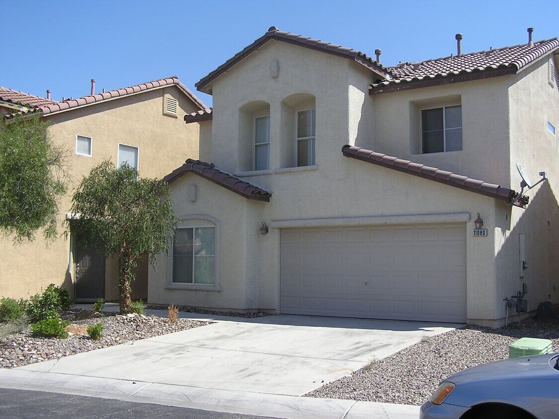 Foto principal - HENDERSON 4 BEDROOM HOME