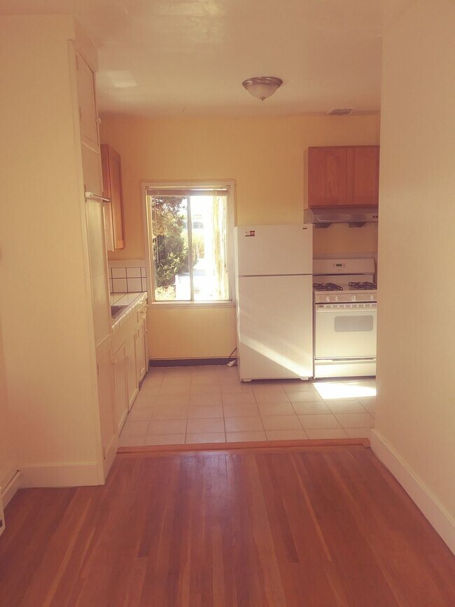 Building Photo - -An excellent location on California at University Ave, just a few blocks from North Berkeley BART