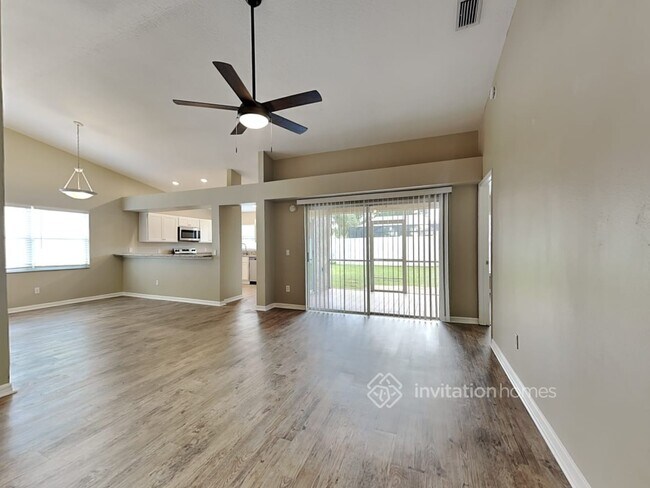 Foto del edificio - 1215 Tiger Wood Ct