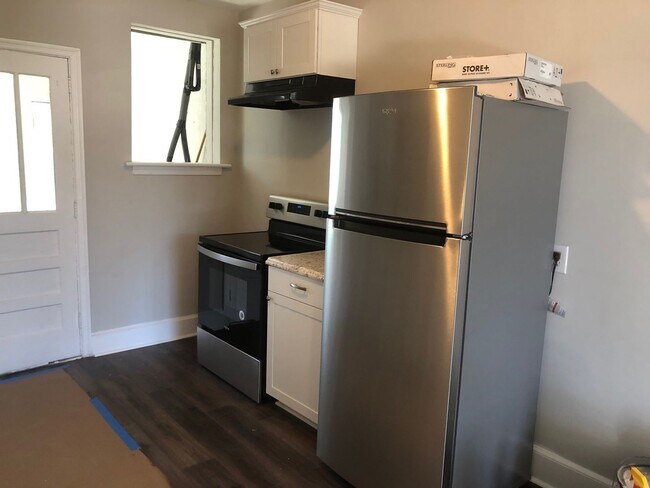 Foto del edificio - Woodlawn Duplex Apartment 2 Bedroom 1 Bath