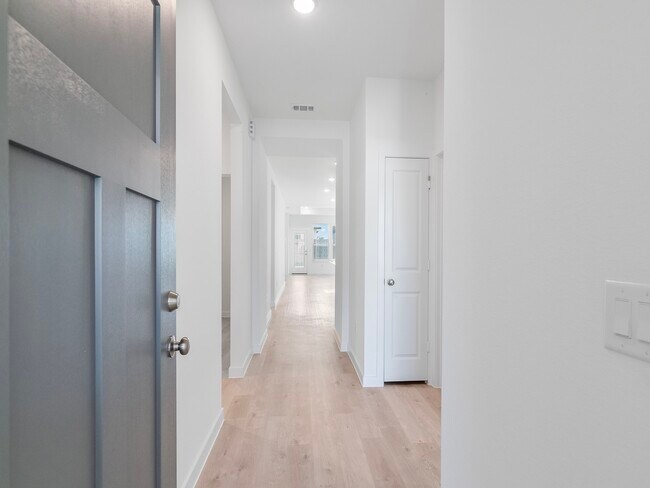 Building Photo - 15162 Wild Gully Wy